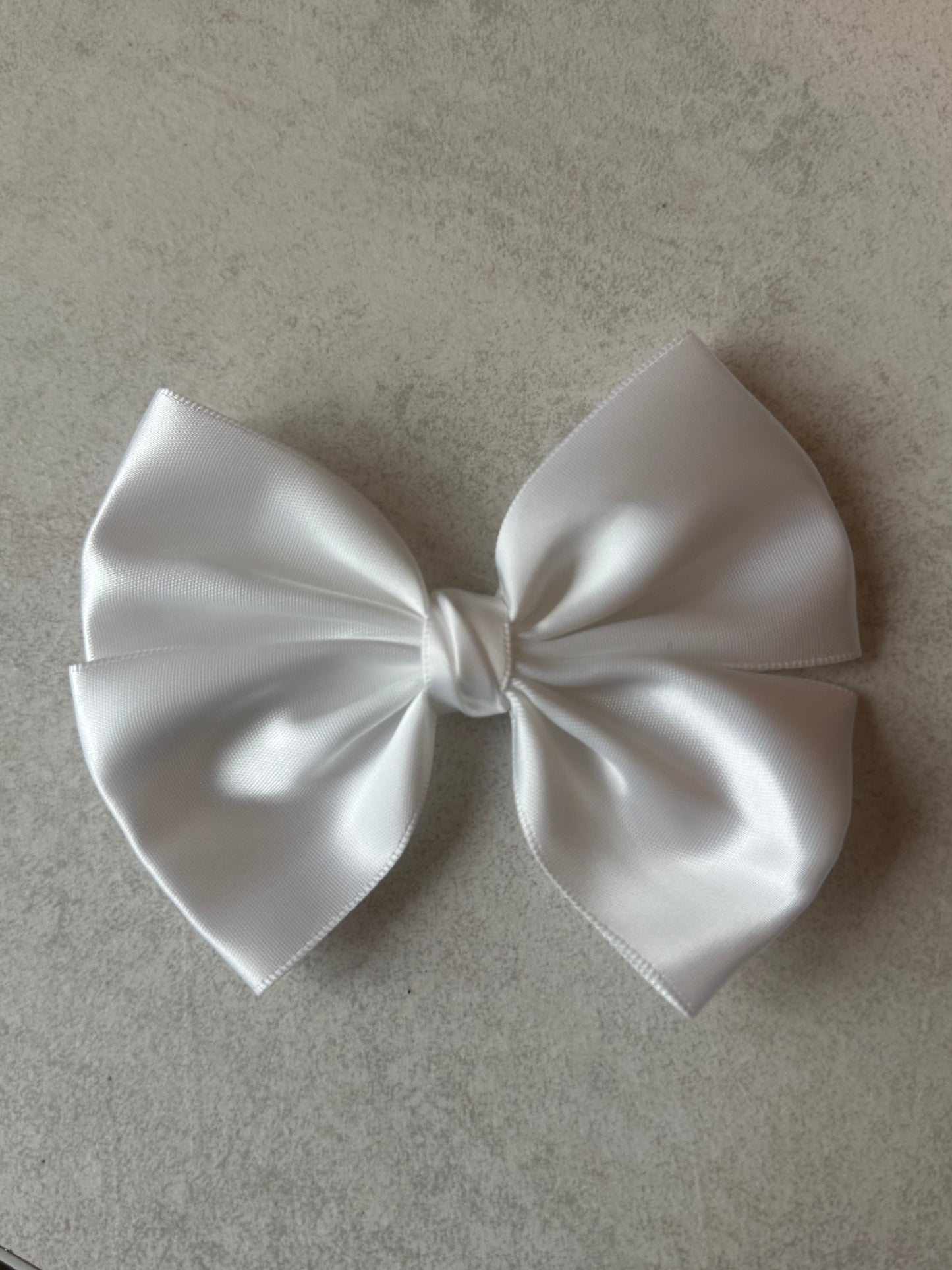Large bow