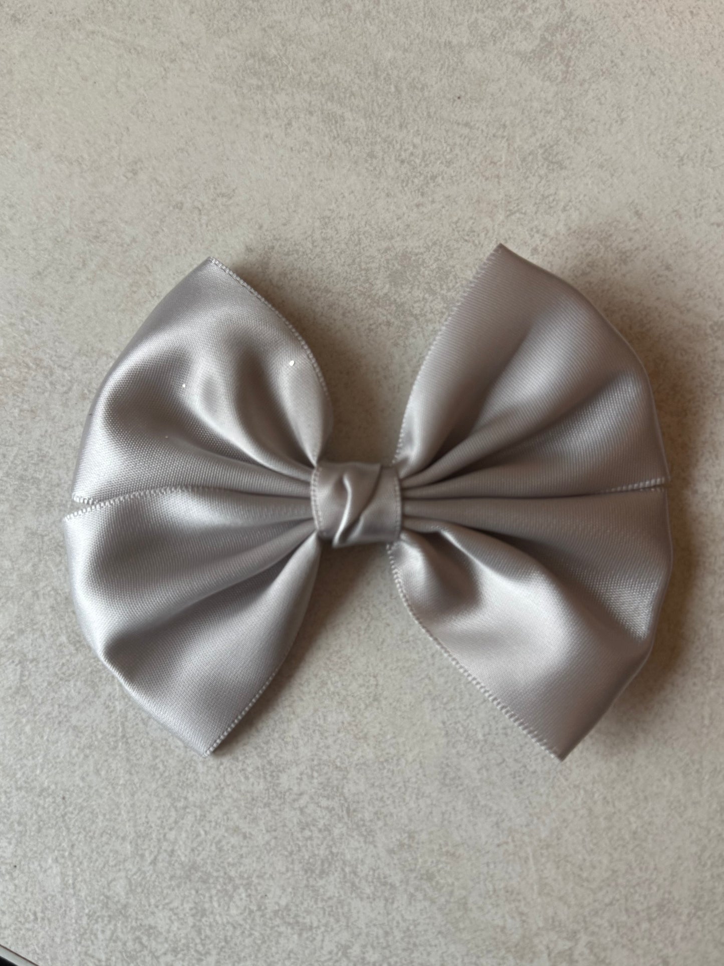 Large bow