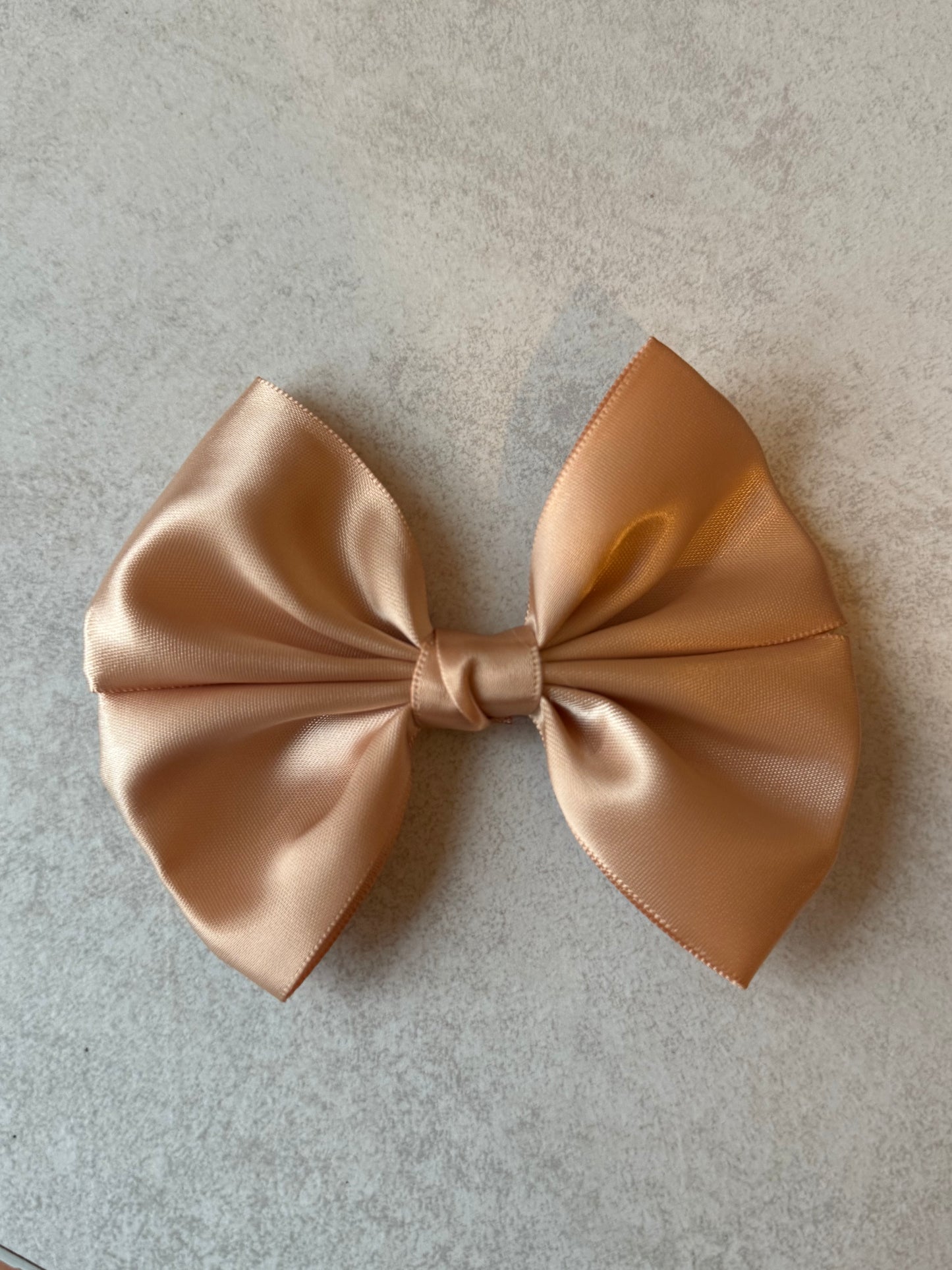 Large bow